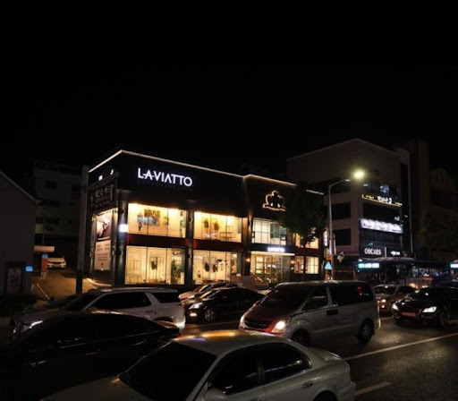 라비아또 대전점: 세련된 남성의 필수품, 맞춤 정장의 새로운 차원